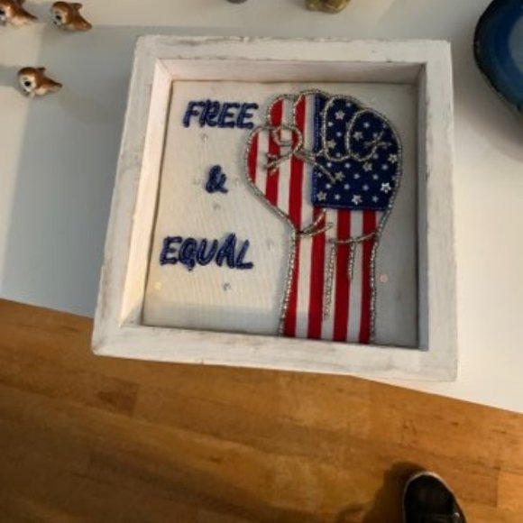 Patriotic Sign - Picture 1 of 6